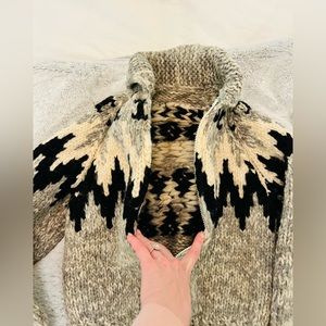 *Handmaid Cozy Wool Cowichan style Sweater zip up XS *rare size *vintage